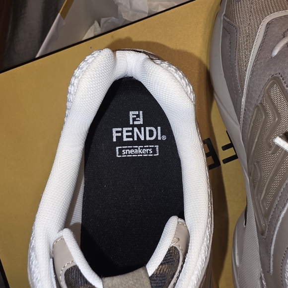 Fendi Men's Beige and White Sneakers - Picture 7 of 14